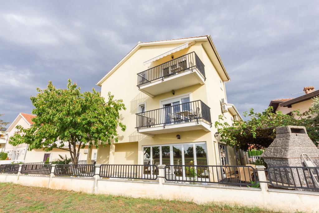Apartments And Rooms Michaela Fažana Pokoj fotografie