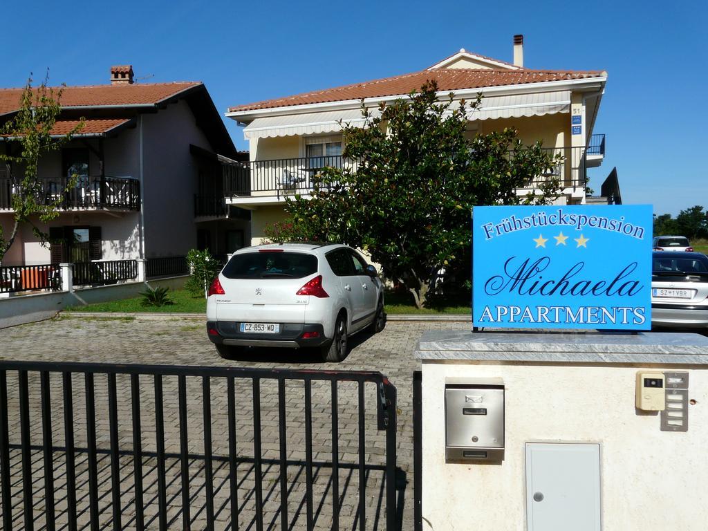 Apartments And Rooms Michaela Fažana Exteriér fotografie